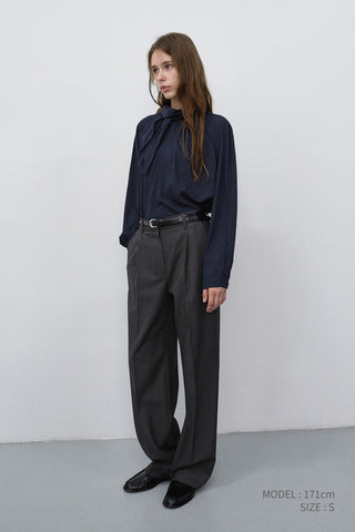 PLEATED SEMI-WIDE SLACKS CHARCOAL GREY