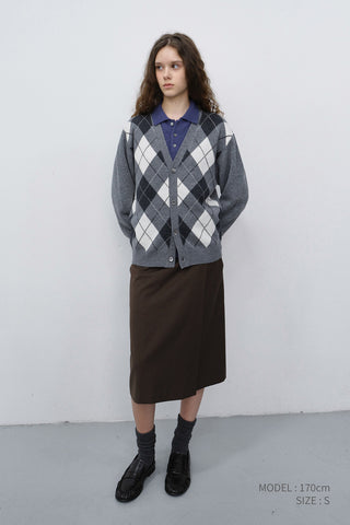 UNISEX V-NECK ARGYLE CARDIGAN GREY