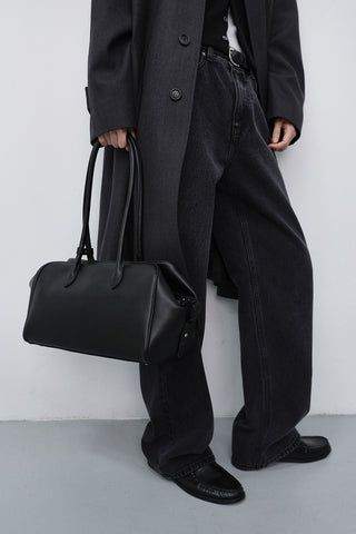 SOFT FRAME SHOULDER BAG BLACK