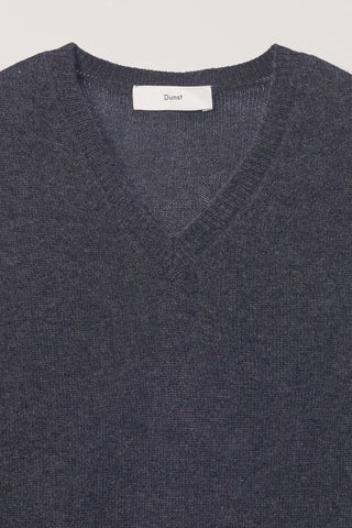 UNISEX CASHMERE V-NECK SWEATER CHARCOAL GREY