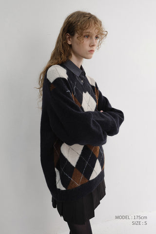 [SULLYOON PICK] UNISEX HAIRY ALPACA ARGYLE SWEATER NAVY