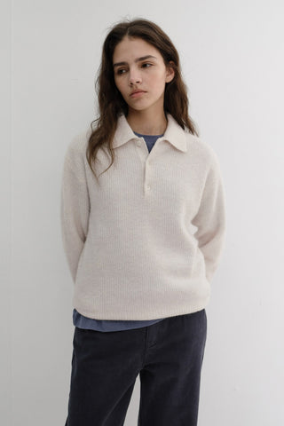 UNISEX HAIRY COLLARED SWEATER IVORY