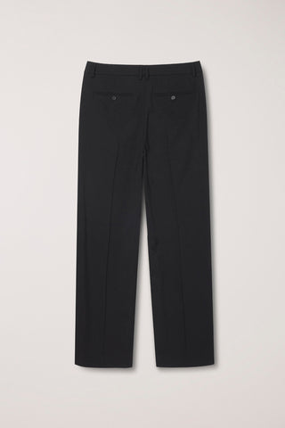 PLEATED SEMI-WIDE SLACKS BLACK