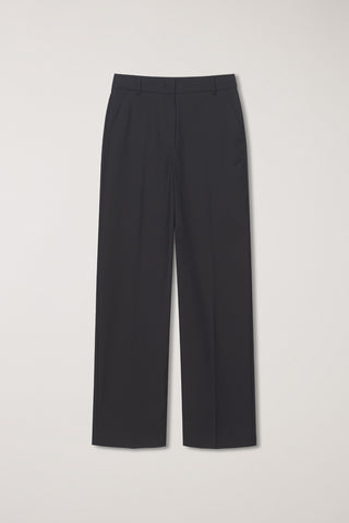 STRAIGHT SLACKS BLACK