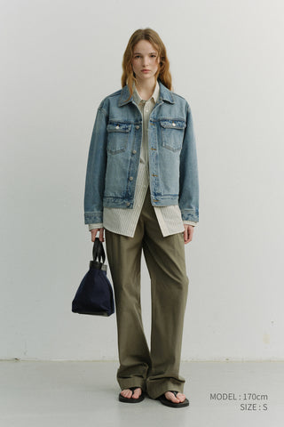 UNISEX DENIM TRUCKER JACKET LIGHT BLUE