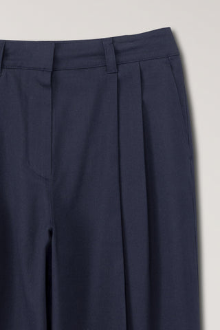 DOUBLE PLEATED CHINO SLACKS NAVY