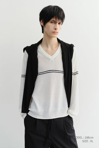 UNISEX V-NECK STRIPED SWEATER CREAM