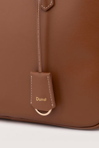 CLASSIC 28 LEATHER BAG TAN