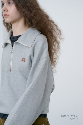 UNISEX LEATHER LOGO HALF ZIP-UP SWEATSHIRT MELANGE GREY