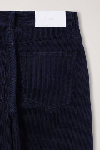 ESSENTIAL STRAIGHT CORDUROY JEANS NAVY