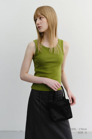 ESSENTIAL SLEEVELESS TOP OLIVE