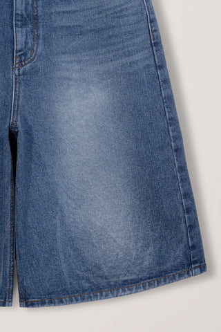 RELAXED BERMUDA DENIM SHORTS CLASSIC BLUE