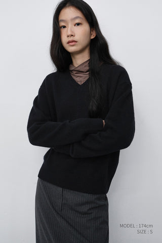 UNISEX CASHMERE V-NECK SWEATER BLACK