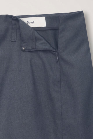 BELTED MINI SKIRT CHARCOAL GREY