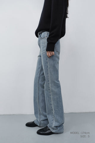 REFINED FLARED JEANS LIGHT BLUE