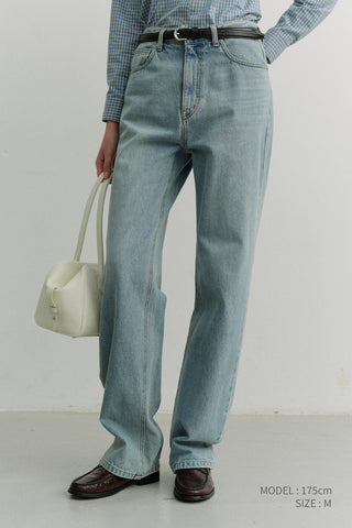 LOOSE JEANS LIGHT BLUE