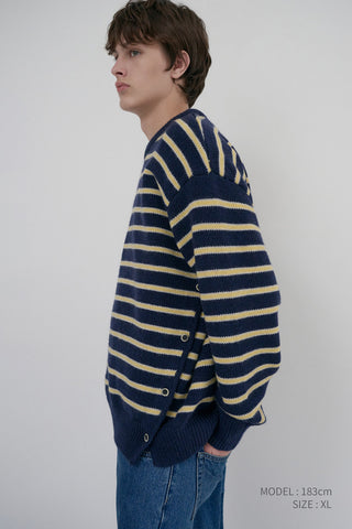 UNISEX STRIPED CHUNKY SWEATER NAVY