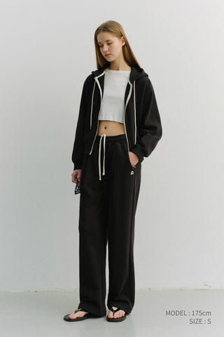 UNISEX LEATHER LOGO WIDE SWEAT PANTS BLACK