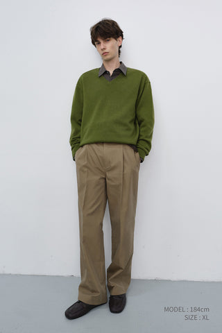UNISEX CASHMERE V-NECK SWEATER OLIVE GREEN