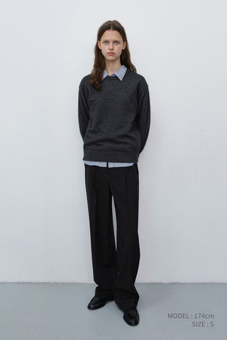 PLEATED SEMI-WIDE SLACKS BLACK