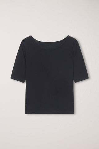 ESSENTIAL BOAT NECK T-SHIRT BLACK