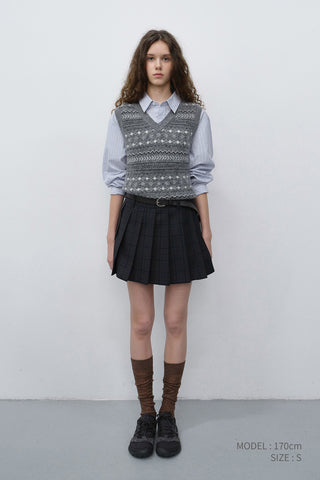 UNISEX CRAFTED V-NECK KNIT VEST GREY