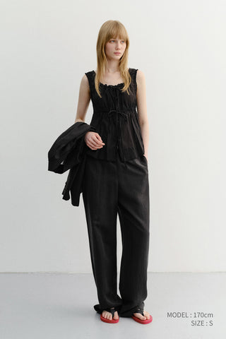 SHIRRING SLEEVELESS BLOUSE BLACK