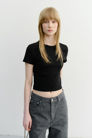 CROPPED SLIM TOP BLACK
