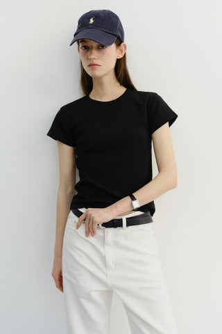 ESSENTIAL T-SHIRT BLACK