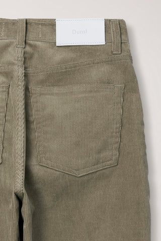 ESSENTIAL STRAIGHT CORDUROY JEANS ETOUPE