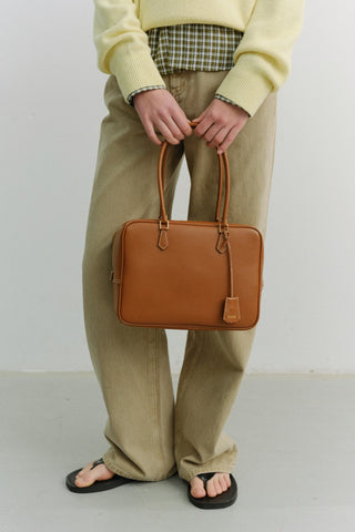 CLASSIC 28 LEATHER BAG TAN