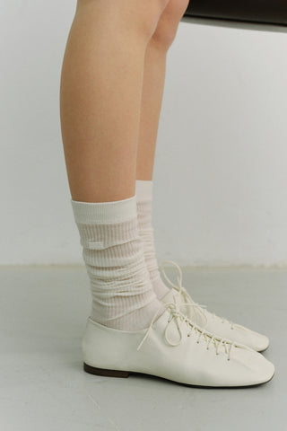 SHEER KNEE SOCKS IVORY