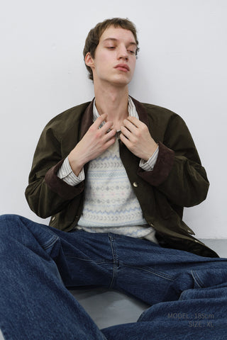 UNISEX CRAFTED V-NECK KNIT VEST CREAM