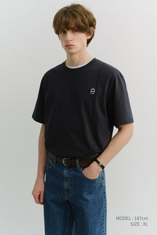 UNISEX LOGO CREASE T-SHIRT FRENCH NAVY
