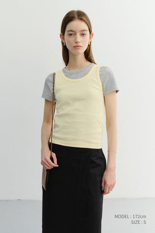 ESSENTIAL SLEEVELESS TOP BUTTER