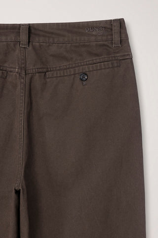 STRAIGHT CHINO SLACKS BROWN