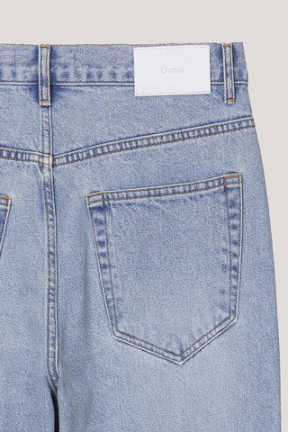LOW RISE LOOSE JEANS LIGHT BLUE