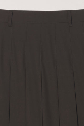 PLEATS LONG SKIRT BROWN