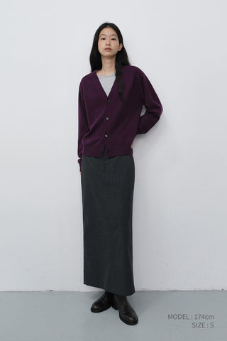 UNISEX V-NECK CARDIGAN PLUM