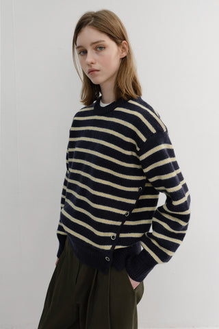 UNISEX STRIPED CHUNKY SWEATER NAVY
