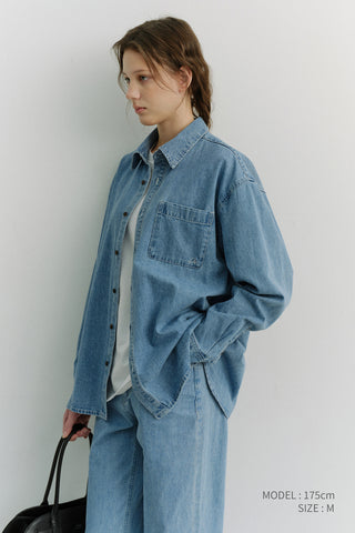 UNISEX OVERSIZED DENIM SHIRT LIGHT BLUE