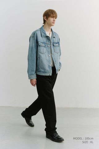 UNISEX DENIM TRUCKER JACKET LIGHT BLUE