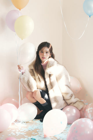 [SULLYOON PICK] CROPPED FUR JACKET GREYISH BEIGE