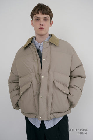 UNISEX COLLARED GOOSE DOWN JACKET BEIGE