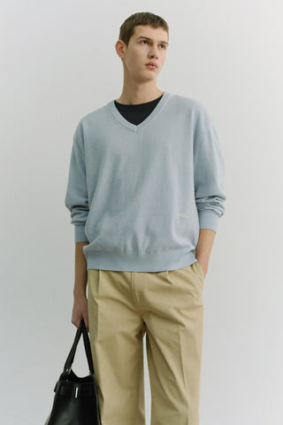 UNISEX SOFT V-NECK SWEATER SOFT BLUE