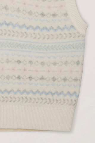 UNISEX CRAFTED V-NECK KNIT VEST CREAM