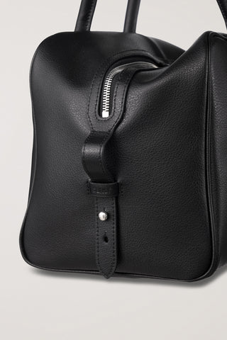 SOFT FRAME SHOULDER BAG BLACK