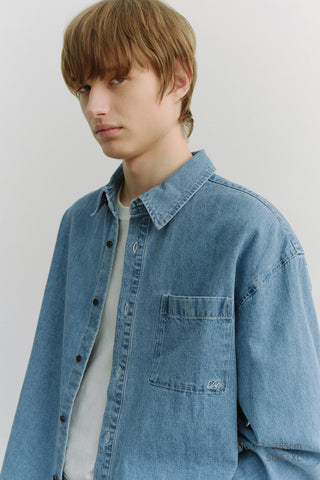 UNISEX OVERSIZED DENIM SHIRT LIGHT BLUE