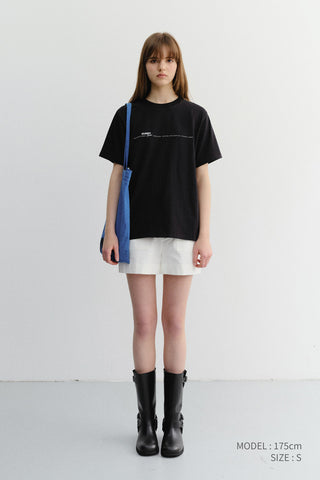 UNISEX MINIMAL LETTERING T-SHIRT BLACK