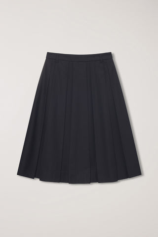 VOLUME PLEATS MIDI SKIRT BLACK